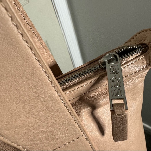 BREE Leather Tote Bag w Top handle - Picture 5 of 10